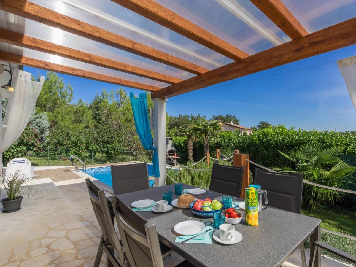 Holiday Home Villa Joy By Interhome Novigrad Istria Exterior foto
